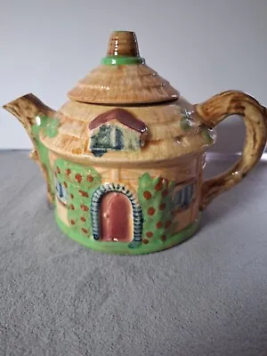 VTG English Cottage Tea Pot • $12