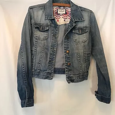 I Love H81 Denim Jacket Unique Embroidery Women Jeans Jacket Size Small • $39.99