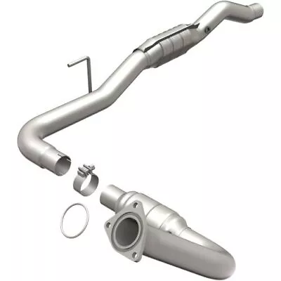 Magnaflow 93622 HM Grade Direct-Fit Catalytic Converter For Chevy Silverado 2500 • $546