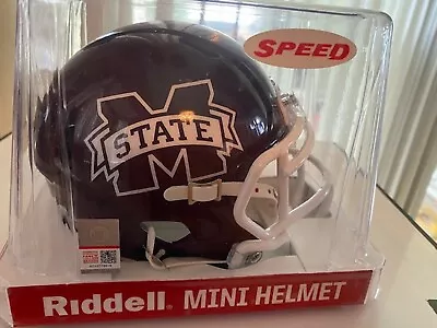 Mississippi State Bulldogs Unsigned Riddell Mini Helmet! • $39.95