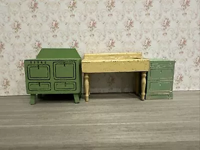 Dollhouse Miniature  1:16 Antique Strombecker Wood Sink Stove & Counter • $34.99