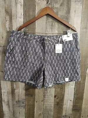 A.n.a Women's Size 18 Gray Floral Printed Mid-Rise Twill Shorts 5  Inseam • $5.95