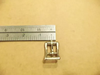 1/2  Nickel Plated Middle Bar Roller Buckles (Pack Of 25) • $12.50