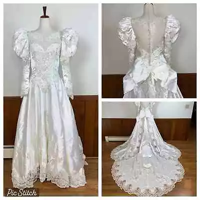 Stunning Vintage 90s Mori Lee Ballgown Style Wedding Gown! • $99