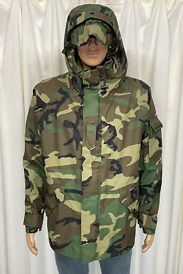 Vintage 1998 US ARMY Parka ECWCS Cold Weather GORE-TEX Woodland Camo L • $111.11