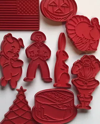 Set (9) RED TUPPERWARE Holiday Cookie Cutters Christmas Thanksgiving Easter VGC! • $11.99