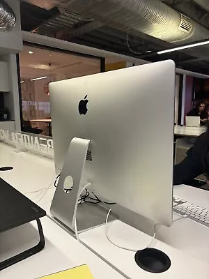 Apple IMac 27in 5K Intel Core I7 10th Gen 32GB 500 GB SSD 5500XT  64GB • $2250