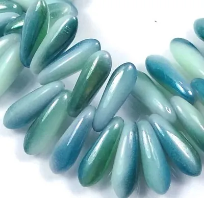 25 Czech Glass Dagger Beads Ultra Luster - Turquoise Blue 3x10mm • $3.99