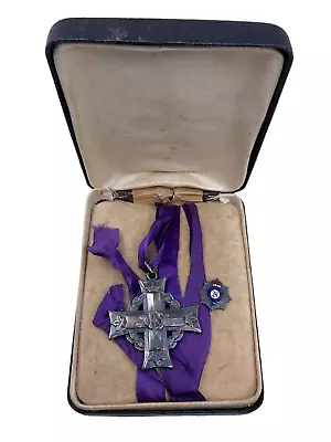 WW1 Canadian CEF CASC Memorial Cross Medal Pte Laviolette  • $300