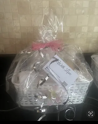 New BABY Girl  HAMPER Baby BASKET SHOWER GIFT SET MUM TO BE MATERNITY • £12