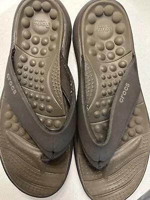 Crocs Men’s Size 11 Reviva Flip Flop Sandals Brown • $14.98