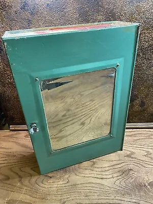 Vintage Metal Bathroom Medicine Cabinet ~ Industrial Wall Storage W Mirror Door • $199.99