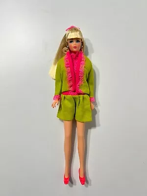 Vintage Twist 'N Turn Far Out Barbie Doll 1998 In Vintage Fancy Dancy Outfit • $85