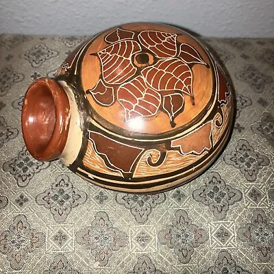 VTG Mexican  Pot. Signed. Flower Design • $10.99