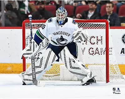 Thatcher Demko Vancouver Canucks Unsigned White Jersey In Net 11  X 14  Photo • $14.99