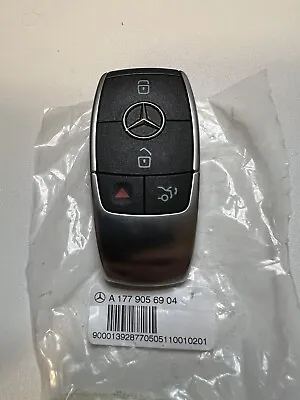 OEM Mercedes-Benz C300 Smart Key Fob Keyless Entry Remote FCC:NBGDM3 A1779057004 • $79.04
