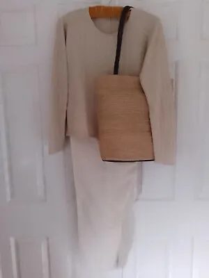 BHS – ‘Raffia’ Style Zipped Tote Bag – Plaited Shoulder Straps/Handles. • £38.99