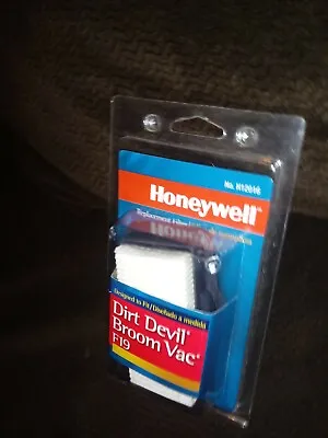 $2.89 • Buy Honeywell Replacement Filter Dirt Devil Broom Vac F19 H12016  **NEW IN PACKAGE 
