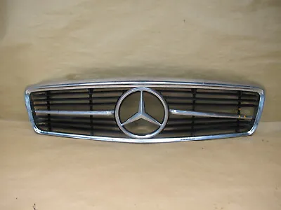 🥇73-85 Mercedes R107 Front Upper Radiator Chrome Grille W Emblem Oem • $190.11