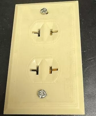 VINTAGE Cream/ivory BAKELITE Art Deco NEW OLD STOCK Outlet With Wall Plate • $9