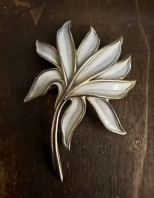 Vintage Crown Trifari White Enamel Flower Leaf Brooch • $11