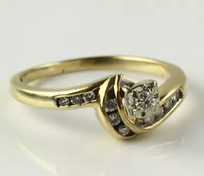 Lovely 10k Yellow Gold 1/4 Carat Diamond Ring Size 7 • £183.92