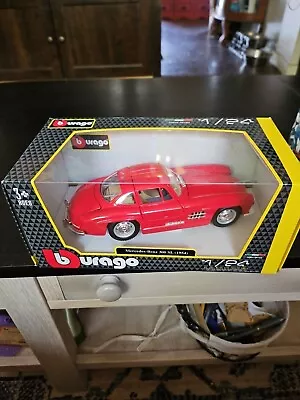 1954 Mercedes-Benz 300SL Coupe Red 1:24 Scale Diecast Model - Bburago 22023RD • $29.95