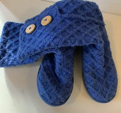 UGG Australia Lattice Cardy Knit 2-Button Blue Winter Boots Girls US 4 • $18.90