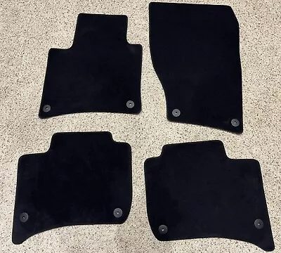 VW Touareg Black Factory Carpet Mats Fits 2011 - 2017 (Excellent Condition) • $59