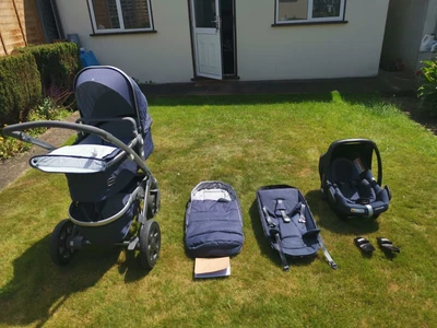 £500 • Buy JOOLZ Geo2 Pushchair & Carrycot Bundled With Attachable Maxi-Cosi Rock Car Seat