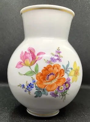 Vintage Meissen Vase Floral - Perfect Condition • $189