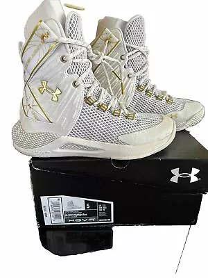 Under Armour Women's UA HOVR Highlight Ace White Volleyball Shoes Size US 5 • $30