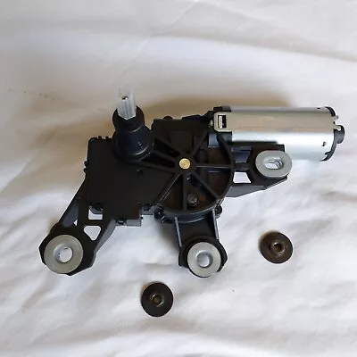 Audi A3 A4 A6 Q5 Q7 Avant & Hatch - Rear Wiper Motor  8e9955711e Brand New Boxed • £28