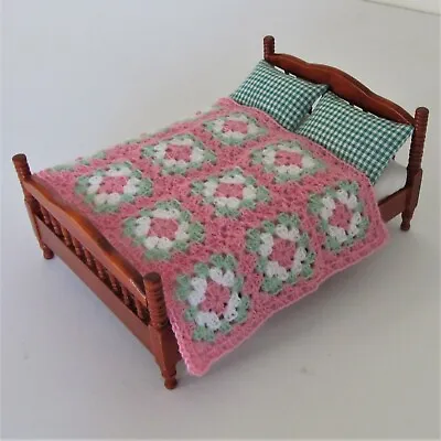 £15 • Buy Dolls House Miniature Granny Blanket /  Bedspread / Throw [F]
