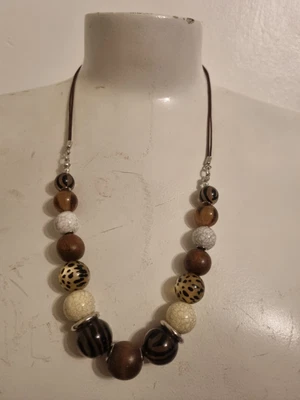 £2 • Buy Beautiful M&s Chunky Beaded Necklace Costume Jewellery
