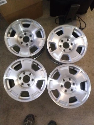 17x8 Inch Alloy Wheel For 2014-2020 Chevy Silverado 1500 – Machined Face Silver Rim