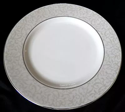 Set Of 4 Mikasa China Parchment White Salad Plates 8 1/4  • $25.75