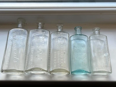 £5 • Buy FIVE NAMED MEDICINE BOTTLES  - NAYLOR LATEWARD JONES MANCHESTER BOLTON C1920s