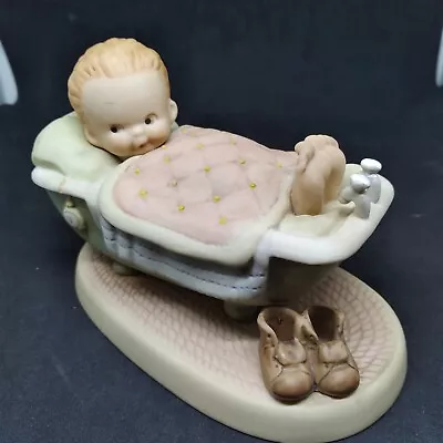 Enesco Memories Of Yesterday  1991  I'm As Comfy As Can Be   Figurine #525480 • $9.21