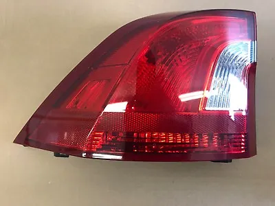 11-17 Volvo S60 Left Rear Tail Light Assembly 31395930 • $33.95