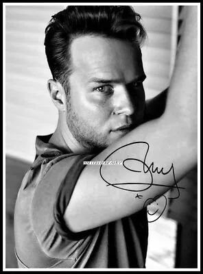 Olly Murs Autographed Cotton Canvas Image. Limited Edition (OM-300)x • £9.59