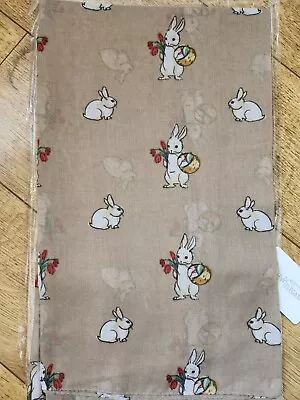 Ladies Beige Rabbit Print Scarf • £10