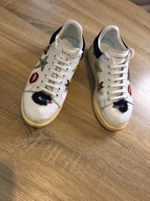 $60 • Buy Alexander McQueen Sneakers EUR 40 Size 9 White Logo Preloved 