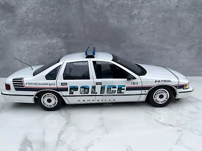 Ut Models 1/18 Asheville Police Cruiser 1996 Chevy Caprice Damaged • $100