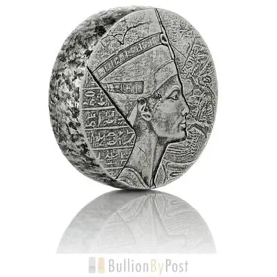 Egyptian Relics Queen Nefertiti 5 Ounce Silver Coin • £210.36