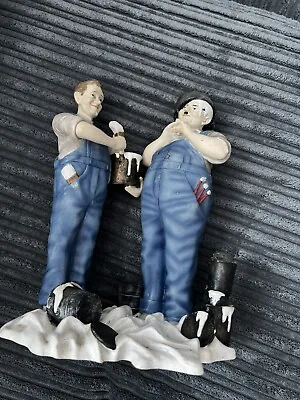 Laurel And Hardy “Another Fine Mess” Leonardo Collection  Figures 1998 • £34.99