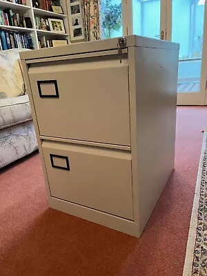£10 • Buy Two Drawer 'Ivory' Metal Filing Cabinet VGC