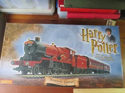 Hornby (20-1685) R1033  Harry Potter Train Set Un-used Complete Tested • £170