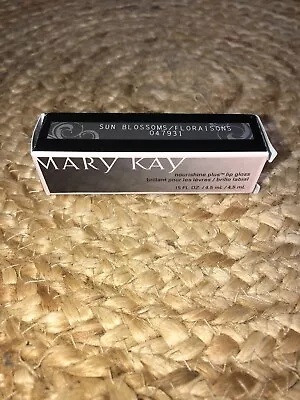 New In Box Mary Kay Nourishine Lip Gloss Sun Blossoms • $9