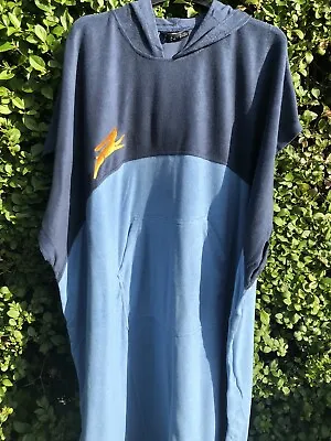 £15 • Buy Towelling Beach Changing Robe Adult NEW